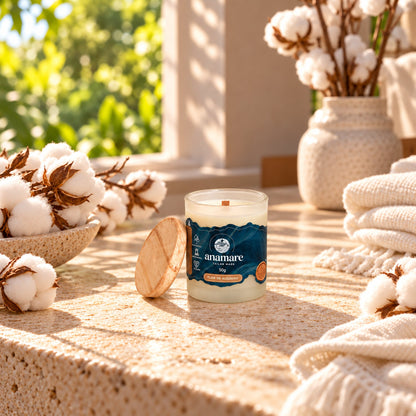 Vela aromática Flor de Algodão 50 g, pote de vidro com tampa, em cena