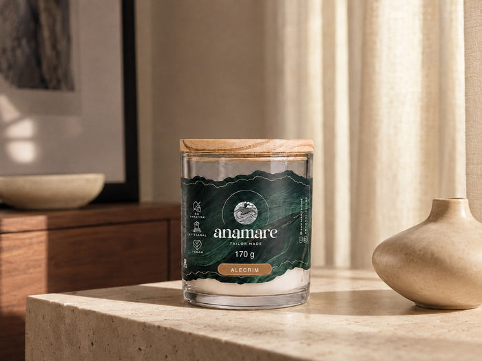 Vela Aromática Alecrim Grand 170 g, pote de vidro com tampa de madeira
